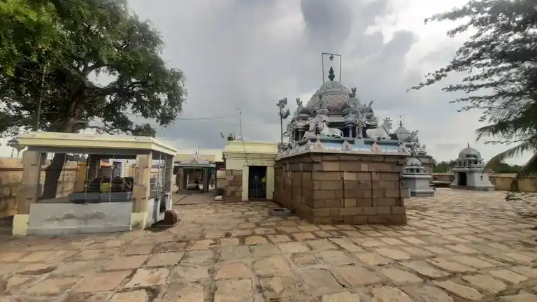 Arulmigu Soolezwarar Temple, Thuvakudi - 620015