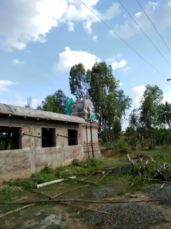 Arulmigu Soorandiyamman Temple, Kalighapulikkadu - 614602 அருள்மிகு சூராண்டியம்மன் திருக்கோயில், Kalighapulikkadu - 614602, Thanjavur - Ancient Temple Architecture and History Image 4