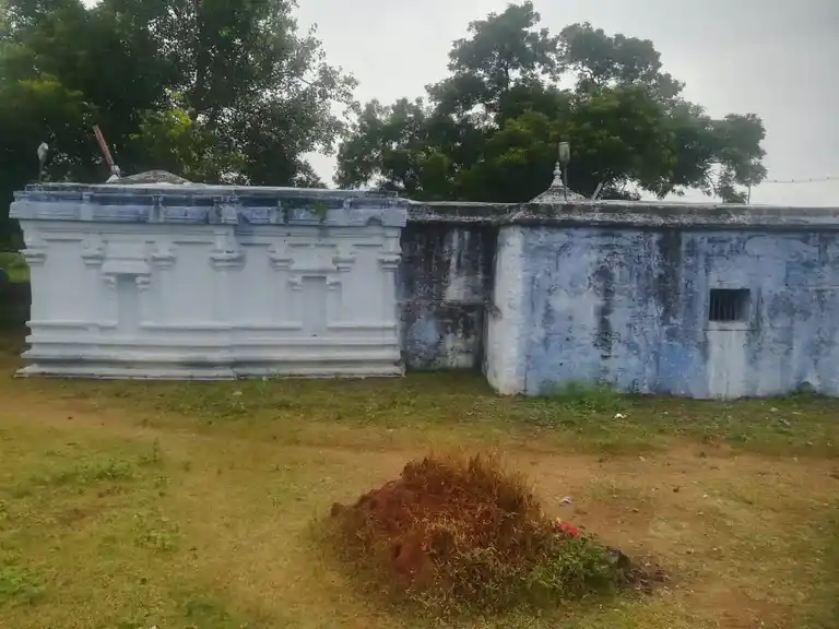 Arulmigu Sooreswarar Temple, Soorapalli - 636454 அருள்மிகு சூரேஸ்வரர் திருக்கோயில், Soorapalli - 636454, Salem - Ancient Temple Architecture and History Image 2