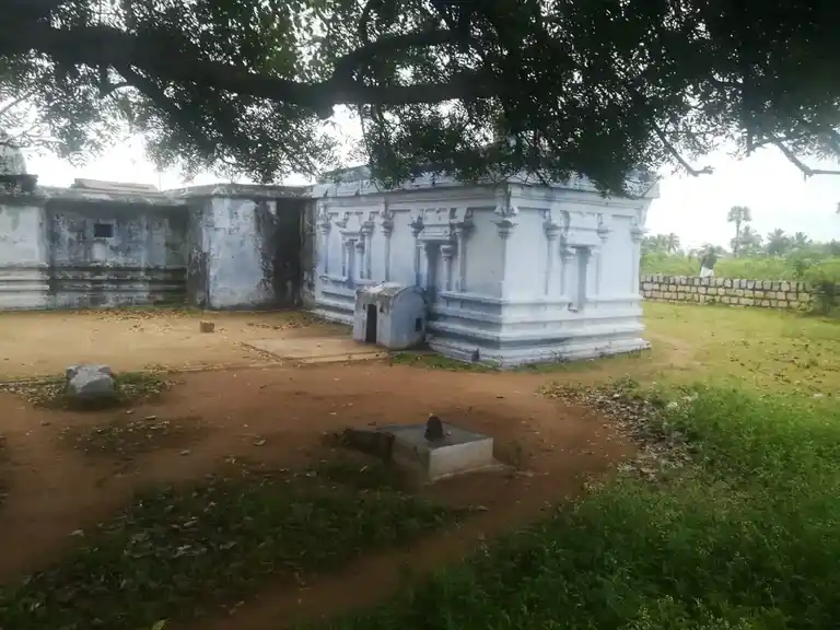Arulmigu Sooreswarar Temple, Soorapalli - 636454 அருள்மிகு சூரேஸ்வரர் திருக்கோயில், Soorapalli - 636454, Salem - Ancient Temple Architecture and History Image 4