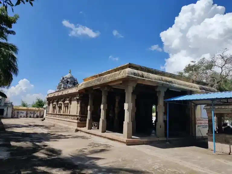 Arulmigu Sootchamapureeswar Temple, Sirukudi - 609403 அருள்மிகு சூட்சுமபுரிஸ்வரர் திருக்கோயில், சிறுகுடி - 609403, Thiruvarur - Ancient Temple Architecture and History Image 4