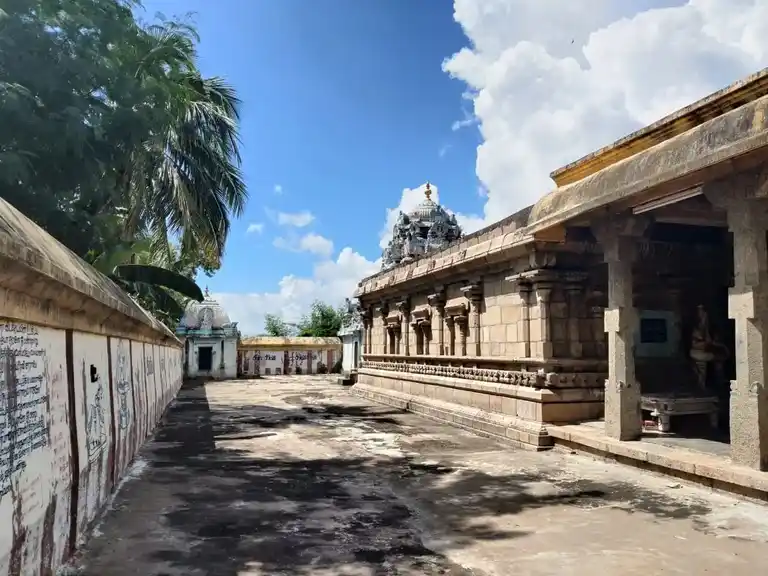 Arulmigu Sootchamapureeswar Temple, Sirukudi - 609403 அருள்மிகு சூட்சுமபுரிஸ்வரர் திருக்கோயில், சிறுகுடி - 609403, Thiruvarur - Ancient Temple Architecture and History Image 7