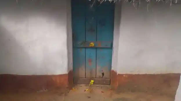 Arulmigu Soothrakaragam Temple, Bellarampalli - 635122 அருள்மிகு சூத்திரகரகம் திருக்கோயில், பெல்லாரம்பள்ளி - 635122, Krishnagiri - Ancient Temple Architecture and History Image 2