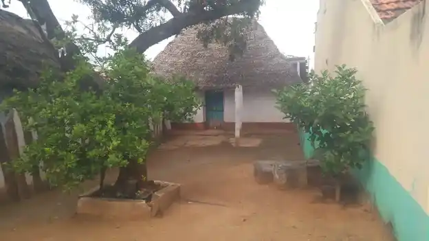 Arulmigu Soothrakaragam Temple, Bellarampalli - 635122 அருள்மிகு சூத்திரகரகம் திருக்கோயில், பெல்லாரம்பள்ளி - 635122, Krishnagiri - Ancient Temple Architecture and History Image 3