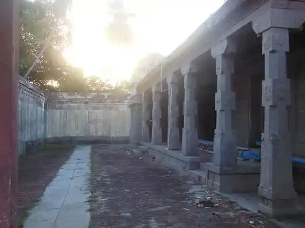 Arulmigu Soranapureeswarar Temple, Poravacheery - 611108 அருள்மிகு சொர்ணபுரீஸ்வரர் திருக்கோயில், பொரவாச்சேரி - 611108, Nagapattinam - Ancient Temple Architecture and History Image 4