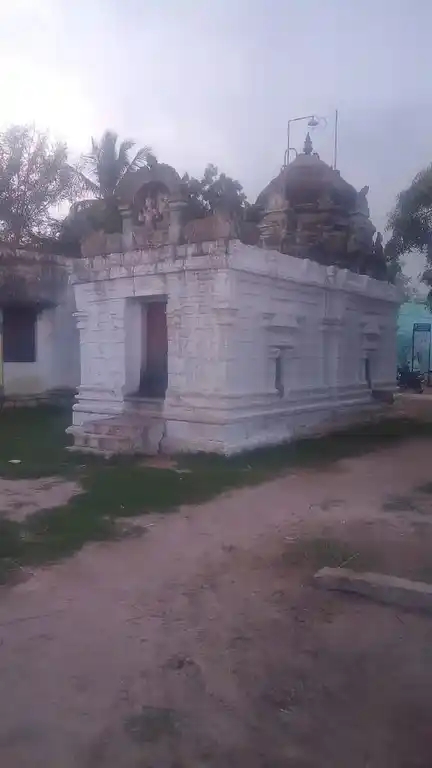 Arulmigu Sornapureeshwarar Temple, Kadukoor - 621709 Temple
