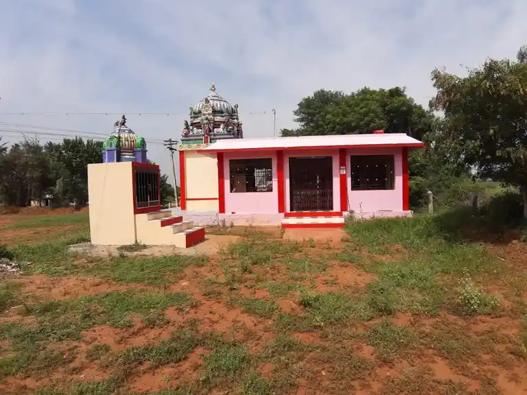 Arulmigu Soundamman Temple, Munnilaikottai - 624303 அருள்மிகு சௌடம்மன் திருக்கோயில், Munnilaikottai - 624303, Dindigul - Ancient Temple Architecture and History Image 4