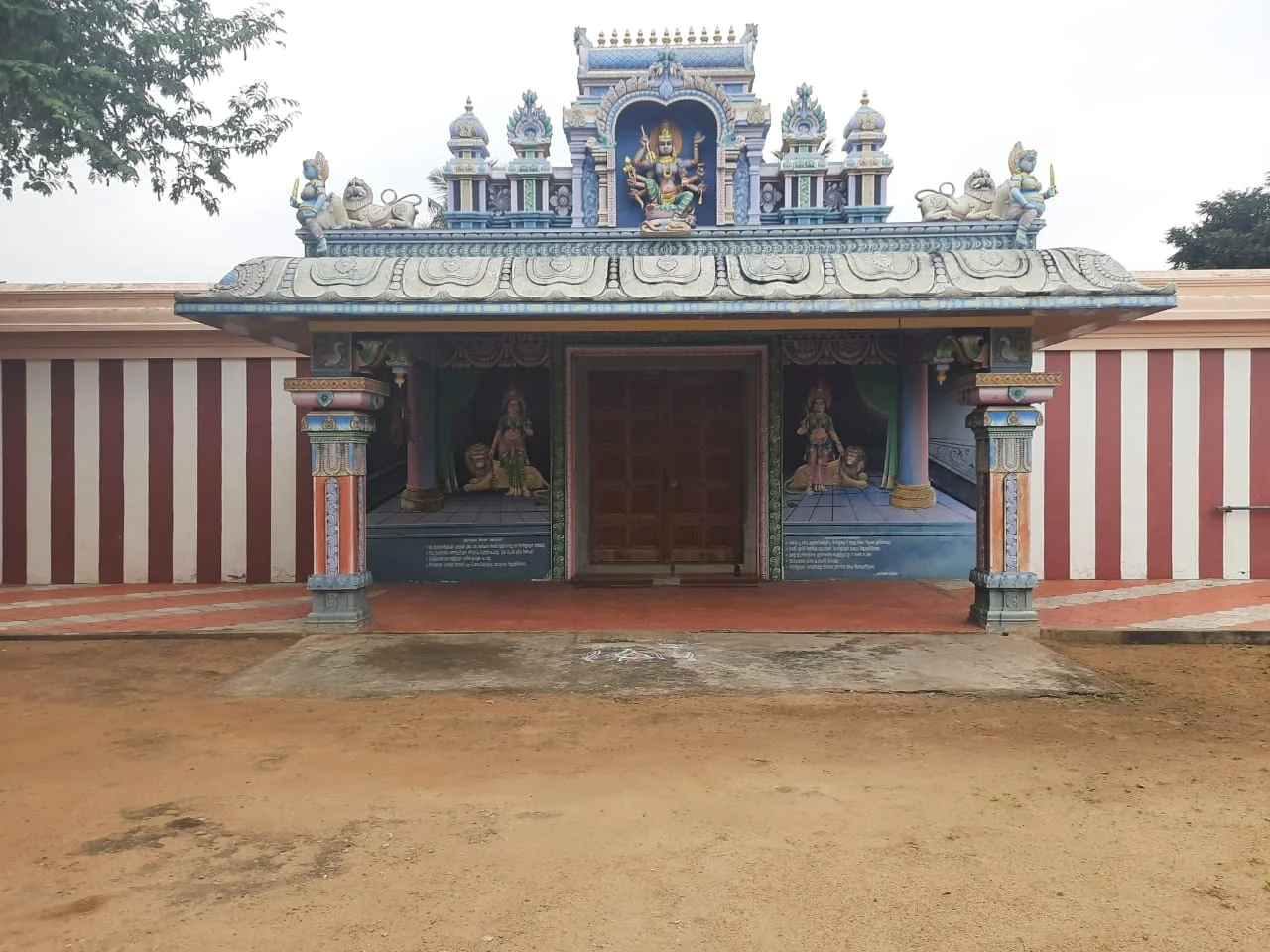 Arulmigu Soundamman Temple, Veerakkal - 624303 அருள்மிகு சௌடம்மன் திருக்கோயில், வீரக்கல் - 624303, Dindigul - Ancient Temple Architecture and History Image 6