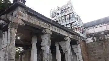 Arulmigu Soundararajaperumal Temple, Sundaraperumalkoil, Sundaraperumalkoil - 614208 அருள்மிகு சௌந்தரராஜபெருமாள் திருக்கோயில், சுந்தரபெருமாள்கோயில், சுந்தரபெருமாள்கோயில் - 614208, Thanjavur - Ancient Temple Architecture and History Image 8