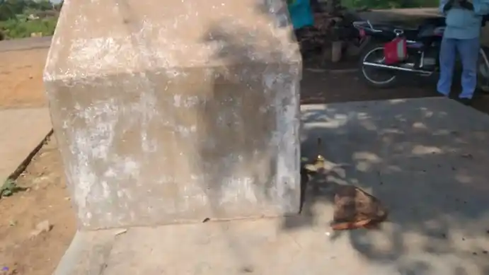 Arulmigu Soundaravinayagar Temple, Mullippadi - 639001 அருள்மிகு சௌந்தரவிநாயகர் திருக்கோயில்,  - 639001, Karur - Ancient Temple Architecture and History Image 4