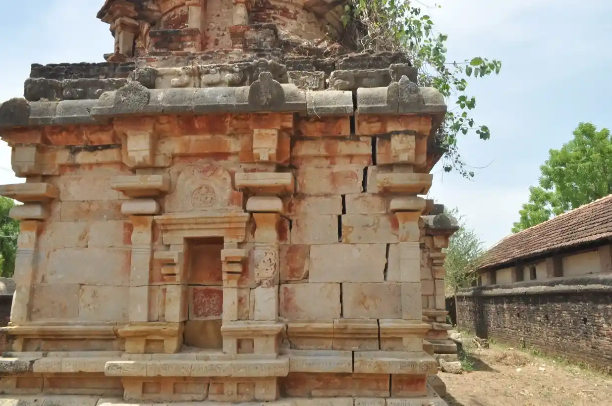 Arulmigu Sountharajaperumal Temple, Periyathirukonam - 621701 அருள்மிகு சௌந்தராஜப்பெருமாள் திருக்கோயில், Periyathirukonam - 621701, Ariyalur - Ancient Temple Architecture and History Image 4