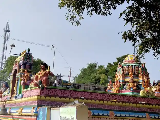 Arulmigu Sowdambigai Sankaramoorthi Vinayakar Temple, Sowndamman Koil Street, Sankaralingapuram, Sankara Linga Puram - 626204 அருள்மிகு சௌடாம்பிகை சங்கரமூர்த்தி விநாயகர் திருக்கோயில், சௌண்டம்மன் கோயில் தெரு,, சங்கரலிங்கபுரம் - 626204, Virudhunagar - Ancient Temple Architecture and History Image 4
