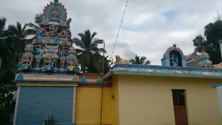 Arulmigu Sowdeswariamman Temple, Vellikuppampalayam - 641302 அருள்மிகு சௌடேஸ்வரியம்மன் திருக்கோயில், Vellikuppampalayam - 641302, Coimbatore - Ancient Temple Architecture and History Image 4