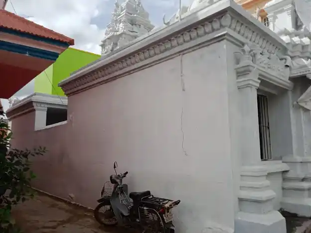 Arulmigu Sowedeswariyamman Temple, Settihalli - 635205 அருள்மிகு சௌடேஸ்வரியம்மன் திருக்கோயில், கொட்டுமாரணஅள்ளி - 635205, Dharmapuri - Ancient Temple Architecture and History Image 2