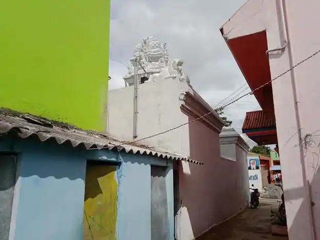 Arulmigu Sowedeswariyamman Temple, Settihalli - 635205 அருள்மிகு சௌடேஸ்வரியம்மன் திருக்கோயில், கொட்டுமாரணஅள்ளி - 635205, Dharmapuri - Ancient Temple Architecture and History Image 3