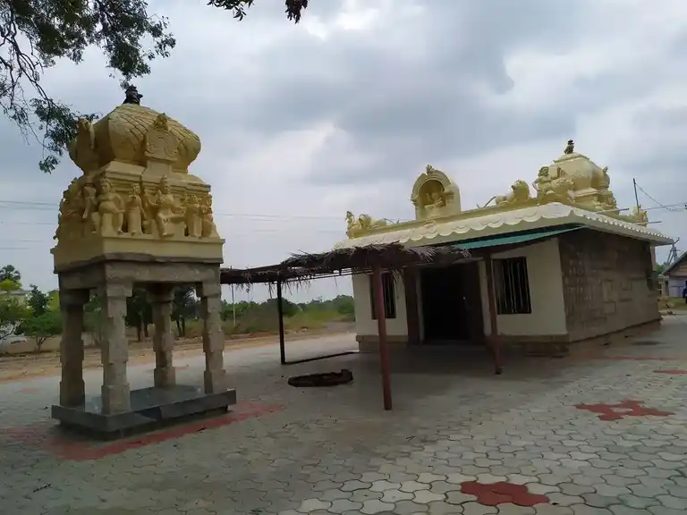 Arulmigu Sowthapuram Mariamman Temple, Veppadai, Kumarapalayam Agraharam - 638183 அருள்மிகு சௌதாபுரம் மாரியம்மன் திருக்கோயில், Veppadai, Kumarapalayam Agraharam - 638183, Namakkal - Ancient Temple Architecture and History Image 4