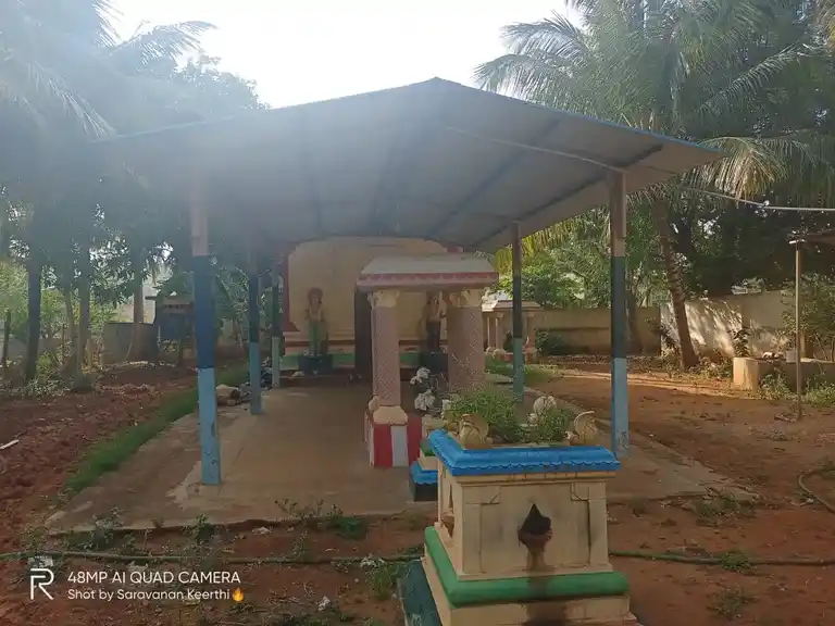 Arulmigu Sree Melapperumal Temple, Kutchanur - 625515 அருள்மிகு ஸ்ரீ மேலப்பெருமாள் திருக்கோயில், Kutchanur - 625515, Theni - Ancient Temple Architecture and History Image 2