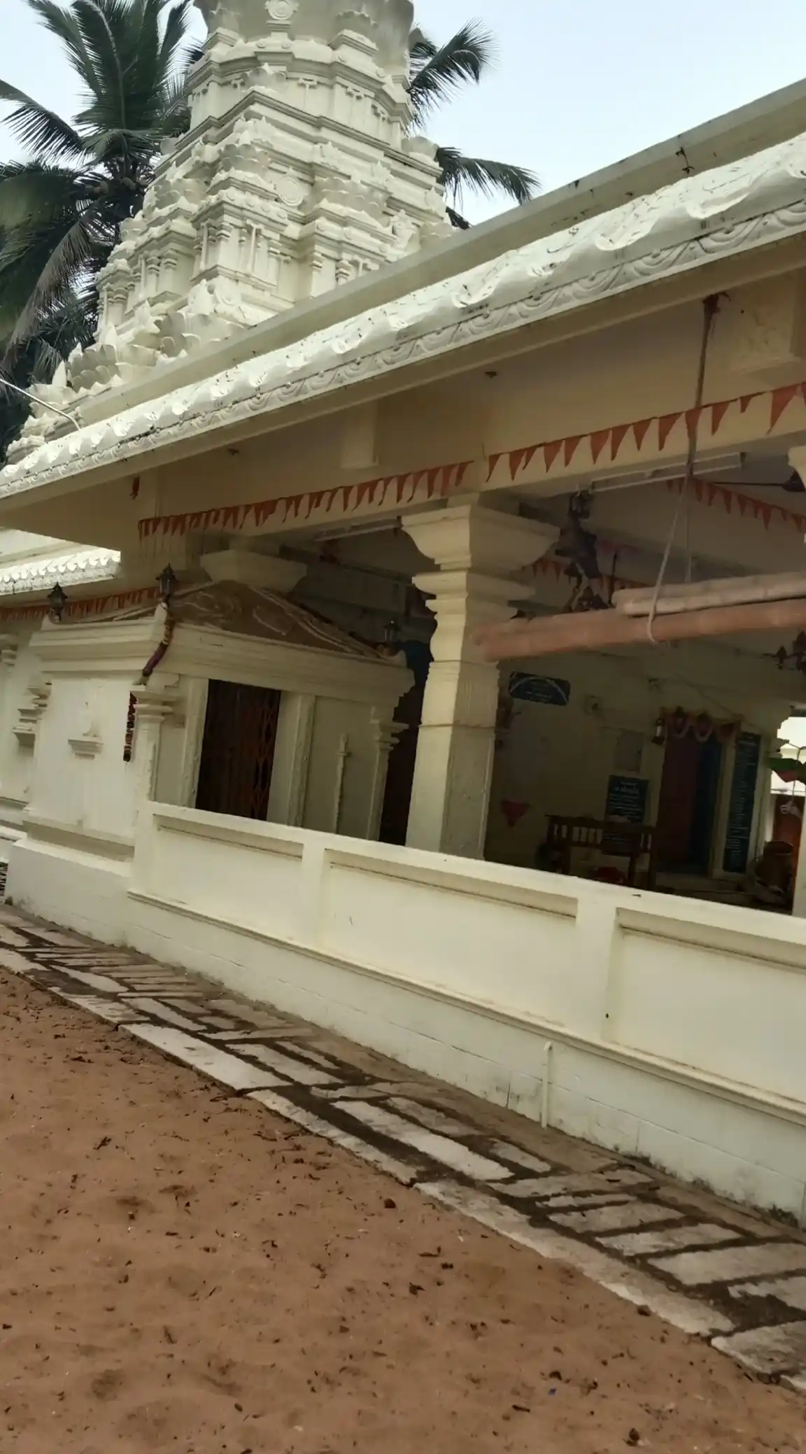 Arulmigu Sreeman Narayanaswamy Temple, Vellamodi, Neendakarai B - 629604 அருள்மிகு ஸ்ரீமன்நாராயணசாமி திருக்கோயில், Vellamodi, Neendakarai B - 629604, Kanyakumari - Ancient Temple Architecture and History Image 3