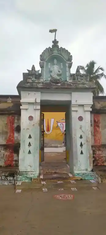 Arulmigu Sreenivasaperumal Temple, Vazhuthalankulam - 601604 அருள்மிகு சீனுவாசப்பெருமாள் திருக்கோயில், Vazhuthalankulam - 601604, Tiruvannamalai - Ancient Temple Architecture and History Image 2