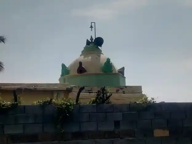Arulmigu Sri Angalamman Temple, Chithiraikulam - 624615 அருள்மிகு ஸ்ரீ அங்காளம்மன் திருக்கோயில், Chithiraikulam - 624615, Dindigul - Ancient Temple Architecture and History Image 3
