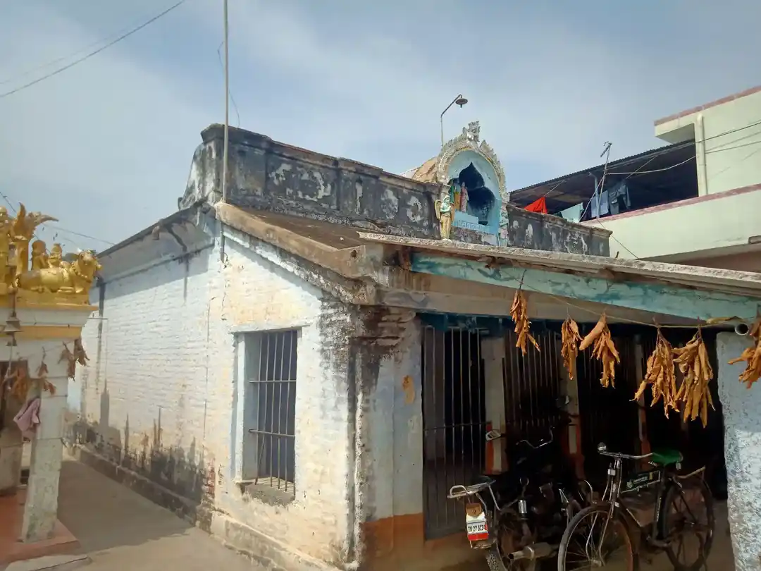 Arulmigu Sri Bajanai Madam, Ariyaperumaanoor - 606401 Temple