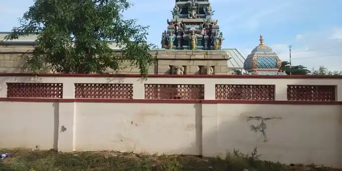 Arulmigu Sri Devi, Boodevi Sameda Srinivasa Perumal Temple, Pommanampalayam - 641010 அருள்மிகு ஸ்ரீதேவி,பூதேவி சமேத சீனிவாசபெருமாள் திருக்கோயில், Pommanampalayam - 641010, Coimbatore - Ancient Temple Architecture and History Image 2