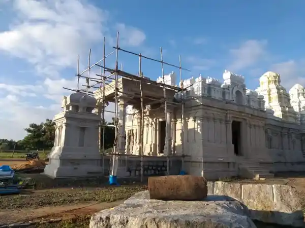 Arulmigu Sri Mangalapulli Perumal Temple, Gurunathanayakanur - 624622 அருள்மிகு ஸ்ரீ மங்களபுள்ளி பெருமாள் திருக்கோயில், Gurunathanayakanur - 624622, Dindigul - Ancient Temple Architecture and History Image 2