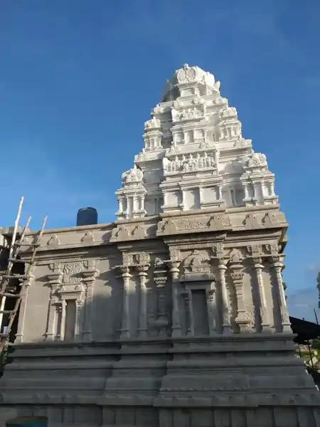 Arulmigu Sri Mangalapulli Perumal Temple, Gurunathanayakanur - 624622 அருள்மிகு ஸ்ரீ மங்களபுள்ளி பெருமாள் திருக்கோயில், Gurunathanayakanur - 624622, Dindigul - Ancient Temple Architecture and History Image 4