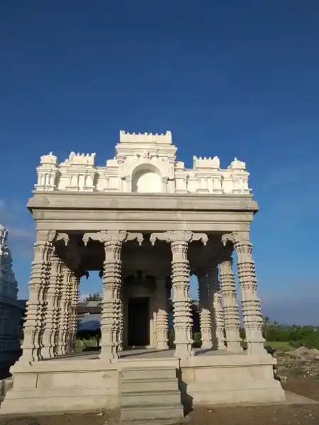 Arulmigu Sri Mangalapulli Perumal Temple, Gurunathanayakanur - 624622 அருள்மிகு ஸ்ரீ மங்களபுள்ளி பெருமாள் திருக்கோயில், Gurunathanayakanur - 624622, Dindigul - Ancient Temple Architecture and History Image 8