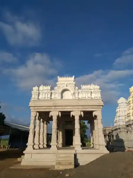Arulmigu Sri Mangalapulli Perumal Temple, Gurunathanayakanur - 624622 அருள்மிகு ஸ்ரீ மங்களபுள்ளி பெருமாள் திருக்கோயில், Gurunathanayakanur - 624622, Dindigul - Ancient Temple Architecture and History Image 9