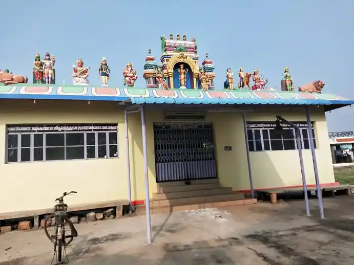 Arulmigu Sri Muthalamman Temple, Puliyamarathukotai - 624710 அருள்மிகு ஸ்ரீ முத்தாலம்மன் திருக்கோயில், புளியமரத்துக்கோட்டை - 624710, Dindigul - Ancient Temple Architecture and History Image 3
