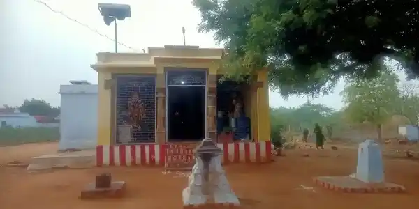 Arulmigu Sri Mutharamman Sudalaimadasamy Temple, Street End, Uthamapandiankulam - 627351
