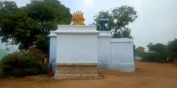 Arulmigu Sri Mutharamman Sudalaimadasamy Temple, Street End, Uthamapandiankulam - 627351 அருள்மிகு ஸ்ரீ முத்தாரம்மன் சுடலைமாடசாமி திருக்கோயில், Street End, Uthamapandiankulam - 627351, Tirunelveli - Ancient Temple Architecture and History Image 3