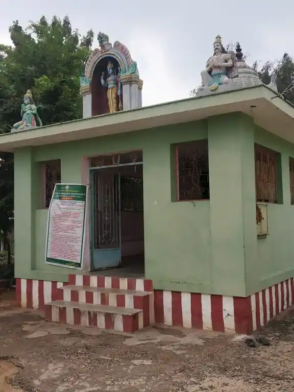 Arulmigu Sri Perumal Temple, E.Sithoor - 624702 அருள்மிகு ஸ்ரீபெருமாள் திருக்கோயில், E.Sithoor - 624702, Dindigul - Ancient Temple Architecture and History Image 3