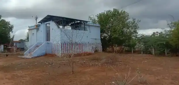 Arulmigu Sri Sarkarai Vinayagar Temple, Street End, Naduvakurichi - 627351 அருள்மிகு ஸ்ரீ சர்க்கரை விநாயகர் திருக்கோயில், Street End, நடுவ குறிச்சி - 627351, Tirunelveli - Ancient Temple Architecture and History Image 3