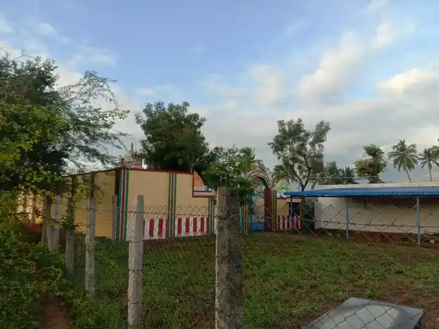 Arulmigu Sri Savadaman Temple, Kasavanampatti - 624705 அருள்மிகு ஸ்ரீ சவடம்மன் திருக்கோயில், Kasavanampatti - 624705, Dindigul - Ancient Temple Architecture and History Image 2