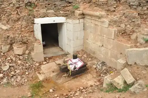 Arulmigu Sri Thareshwarar Temple, Vellur - 621316 அருள்மிகு ஸ்ரீ தரேஸ்வரர் திருக்கோயில், Vellur - 621316, Pudukkottai - Ancient Temple Architecture and History Image 4