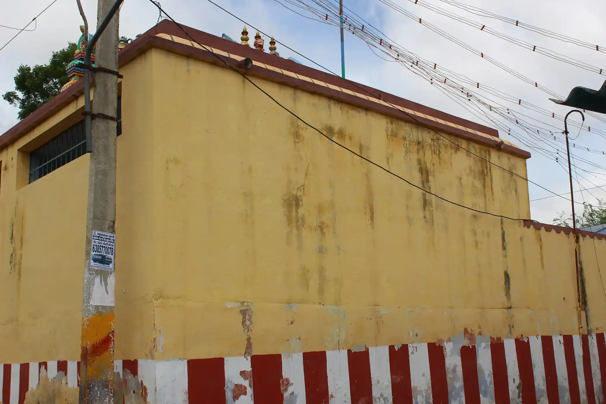 Arulmigu Sri Uchinimakaliamman Temple, Street End, Karaieruppu - 627357 அருள்மிகு ஸ்ரீ உச்சினிமாகாளியம்மன் திருக்கோயில், Street End, கரையிருப்பு - 627357, Tirunelveli - Ancient Temple Architecture and History Image 3