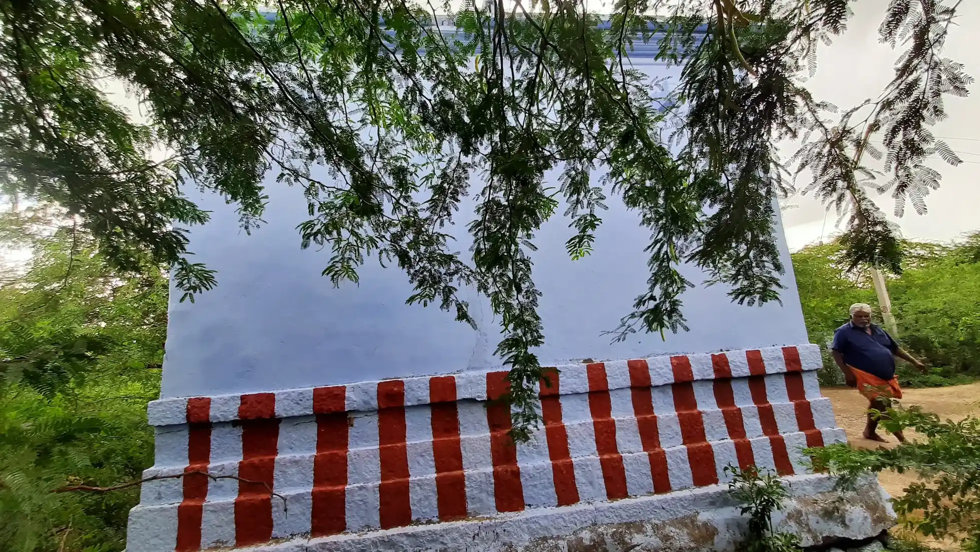 Arulmigu Sri Vandimalaichi Amman Temple, Attalanallur, Attalanallur - 627426 அருள்மிகு ஸ்ரீ வண்டிமலைச்சி அம்மன் திருக்கோயில், அத்தாளநல்லூர், அத்தாளநல்லூர் - 627426, Tirunelveli - Ancient Temple Architecture and History Image 3