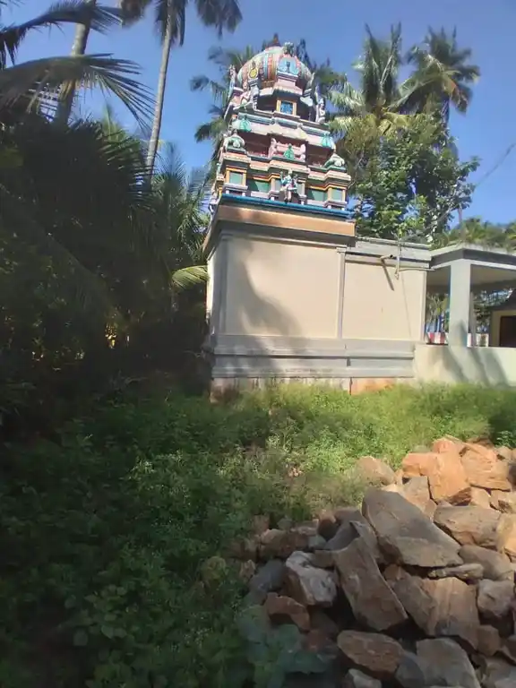 Arulmigu Sri Venkadesaperumal Temple, Kuchanur - 625533 அருள்மிகு ஸ்ரீ வெங்கடேசப் பெருமாள் திருக்கோயில், குச்சனுர் - 625533, Theni - Ancient Temple Architecture and History Image 2