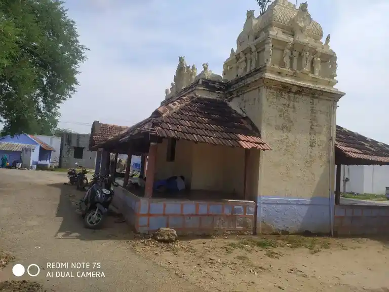 Arulmigu Sri Venkadesha Perumal Temple, Mallur - 636203 அருள்மிகு ஸ்ரீ வெங்கடேச பெருமாள் திருக்கோயில், Mallur - 636203, Salem - Ancient Temple Architecture and History Image 7