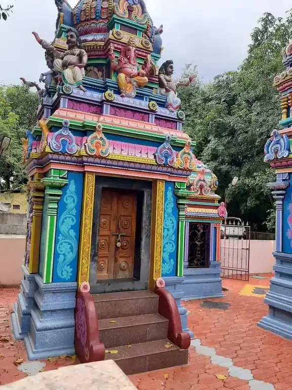 Arulmigu Sribharasakthi Temple, Palliyadi, Maruthoorkurichi - 629169 அருள்மிகு ஸ்ரீ பராசக்தி திருக்கோயில், Palliyadi, Maruthoorkurichi - 629169, Kanyakumari - Ancient Temple Architecture and History Image 5