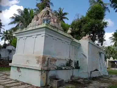 Arulmigu Srikatdiyappa Ayyanar Temple, Kuththanallur Panduthagudi - 614111 அருள்மிகு ஸ்ரீகட்டியப்ப அய்யனார் திருக்கோயில், Kuththanallur Panduthagudi - 614111, Thiruvarur - Ancient Temple Architecture and History Image 3