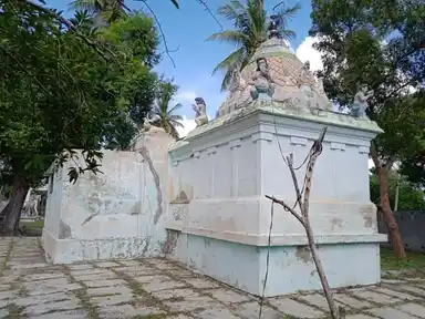 Arulmigu Srikatdiyappa Ayyanar Temple, Kuththanallur Panduthagudi - 614111 அருள்மிகு ஸ்ரீகட்டியப்ப அய்யனார் திருக்கோயில், Kuththanallur Panduthagudi - 614111, Thiruvarur - Ancient Temple Architecture and History Image 4