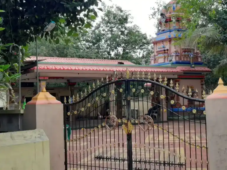 Arulmigu Srikrishnasamy Temple, Attoor, Kollaal - 629162 அருள்மிகு ஸ்ரீகிருஷ்ணசாமி திருக்கோயில், Attoor, Kollaal - 629162, Kanyakumari - Ancient Temple Architecture and History Image 4