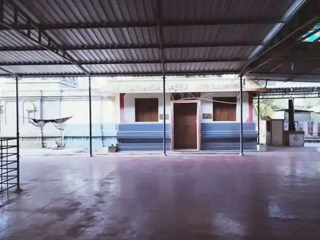 Arulmigu Srinevasaperumal Temple, Near Kathirampatti, Maravadi - 635205 Arulmigu Srinevasaperumal Temple, Near Kathirampatti, Maravadi - 635205, Dharmapuri - Ancient Temple Architecture and History Image 5