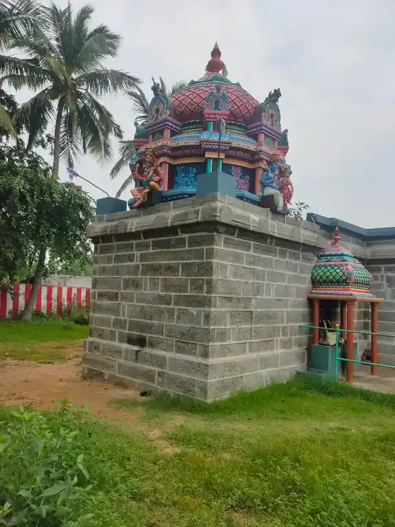 Arulmigu Srinivaasa Perumal Temple, Periyasevalai - 607209 அருள்மிகு சீனுவாசப்பெருமாள் திருக்கோயில், Periyasevalai - 607209, Viluppuram - Ancient Temple Architecture and History Image 6