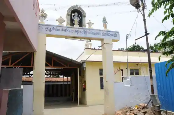 Arulmigu Srinivasa Anjaneyaperumal Temple, Advocate Nagarajan Street Udumalpettai, Udumalpettai - 642126 அருள்மிகு சீனிவாச ஆஞ்சநேய பெருமாள் திருக்கோயில், Advocate Nagarajan Street Udumalpettai, Udumalpettai - 642126, Tiruppur - Ancient Temple Architecture and History Image 4
