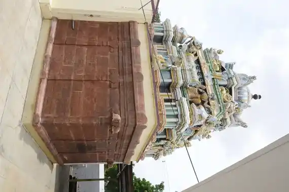 Arulmigu Srinivasa Anjaneyaperumal Temple, Advocate Nagarajan Street Udumalpettai, Udumalpettai - 642126 அருள்மிகு சீனிவாச ஆஞ்சநேய பெருமாள் திருக்கோயில், Advocate Nagarajan Street Udumalpettai, Udumalpettai - 642126, Tiruppur - Ancient Temple Architecture and History Image 8