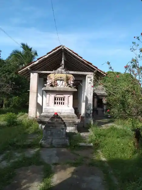 Arulmigu Srinivasa Perumal And Viswanatha Swamy Temple, Mannukumundan - 614705 அருள்மிகு சீனிவாசபெருமாள் மற்றும் விஸ்வநாதசுவாமி திருக்கோயில், Mannukumundan - 614705, Thiruvarur - Ancient Temple Architecture and History Image 5